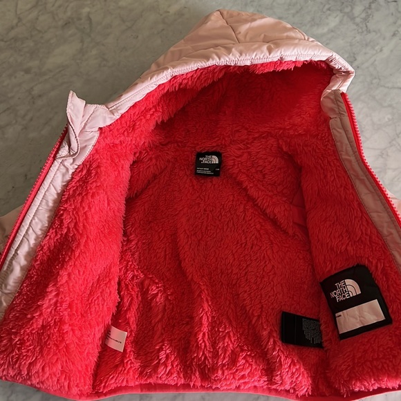 The North Face Infant Hooded Down Puffer Coat Jacket Brand New with tags - Picture 3 of 9